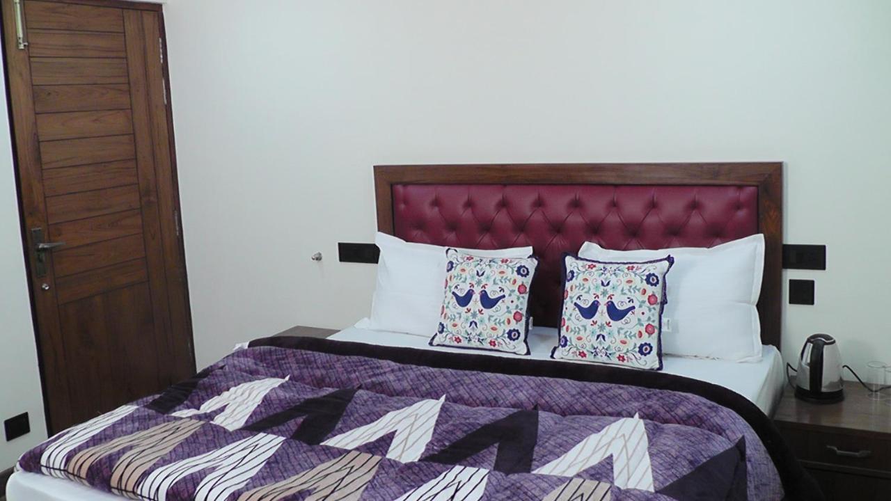 Hotel Jakhu Heights Σίμλα Εξωτερικό φωτογραφία