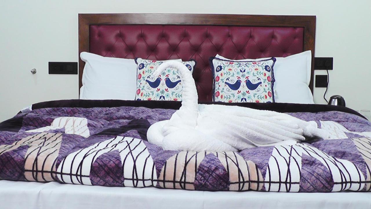 Hotel Jakhu Heights Σίμλα Εξωτερικό φωτογραφία