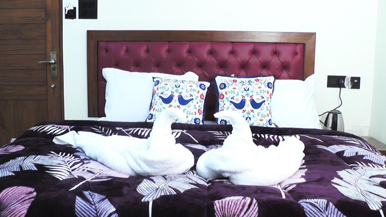Hotel Jakhu Heights Σίμλα Εξωτερικό φωτογραφία