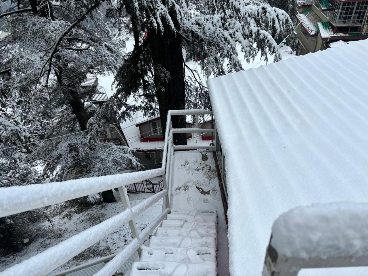 Hotel Jakhu Heights Σίμλα Εξωτερικό φωτογραφία